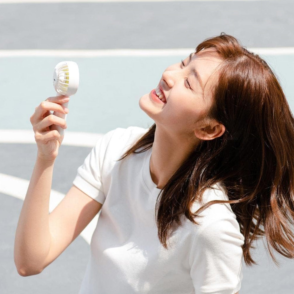 Picture of Jisulife Malaysia Mini Pocket Tiny Size Handheld Fan Portable Rechargeable 2000mAh for Outdoor Indoor Badminton Court Concert FA20 (White)