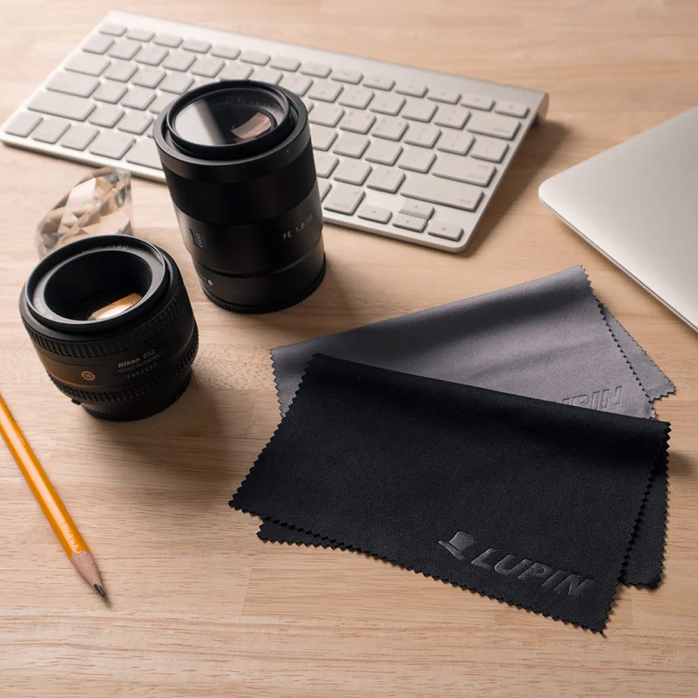 Picture of Ringke Lupin Ultra Solft Microfiber Cleaning Cloth for Smartphone Tablet LCD Screen Camera Lens Eye Glasses (3pcs)