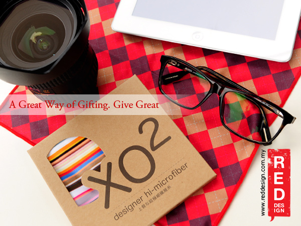 Picture of XO2 Design Hi-Microfiber for iPad Camera Laptop Eye Glasses Handkerchief - Chic Stripe 1